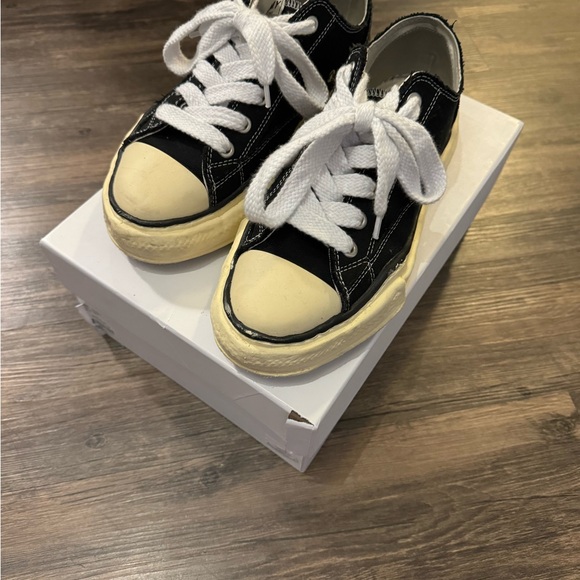 Maison Mihara Yasuhiro Peterson
OG Sole Canvas Low 'Black' - Picture 2 of 8
